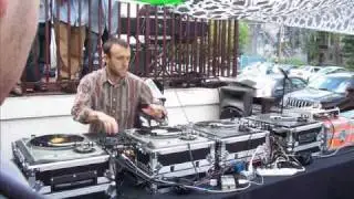 rjd2-Lazerface's 'Warning' remix