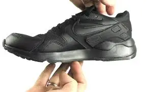 AT5604-001 NIKE