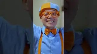 Let's Play Red Light, Green Light! 🔴🟢 #blippi #shorts #BeLikeBlippi  #blippistunts👓🧡🩵
