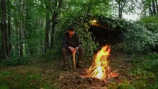 Making Primitive Shelter in Forest on top Mountain & Cook Food on Campfire | Solo Bushcraft