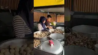 Bakso Tulang Iga yang bikin Heboh, Porsi Bar bar..