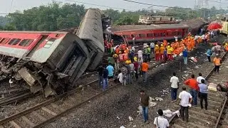Indian Railway train WAD-9HC 35218😭🔥 rajdhani superfast express train Malgadi train video 