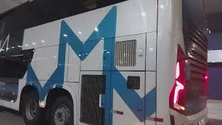 Penha com um de seus &ocirc;nibus busscar vistabus DD volvo B510.