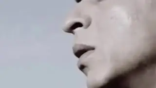 шахрух кхан читает намаз