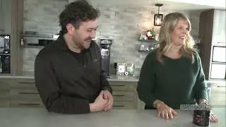 Holidays with Pets - CHCH Morning Live Visits Big Country Raw in Smithville