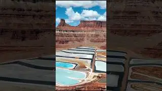 Potash Ponds in the middle of the Utah desert #drone #utah #desert #moab #potash