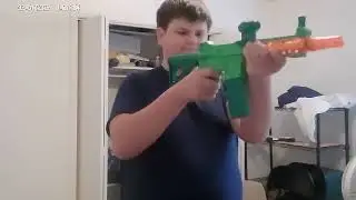 5 different ways to reload an Assault Rifle (Feat. H&K MP5N)