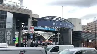 Harry Potter Bus Leaving London Victoria Station