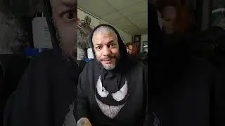 Зачем вы туда запихнули пауков?🤣