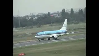 KLM Boeing 737 takes off from Berlin-Tegel  #takeoff #737 #planespotting 