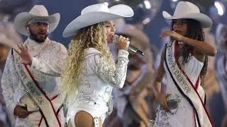 Blue Ivy shines with mom Beyonc&eacute; during NFL halftime show in couture corset look