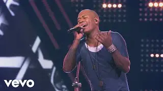 Turma do Pagode - Revolu&ccedil;&atilde;o (XV Anos Ao Vivo)
