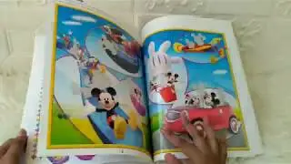 Sticker Book Treasury DISNEY JUNIOR with Over 350 Reusable Sticker