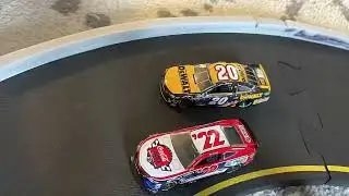 Gen 6 Vs Gen 7 at Modarri RC-NASCAR Stop motion