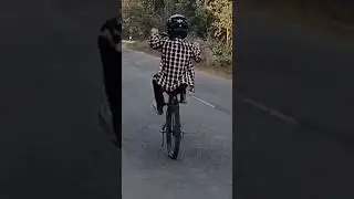 cycle stunt riding video😊#Cycling Stunts#Wheelie #BikeLife #StuntRider