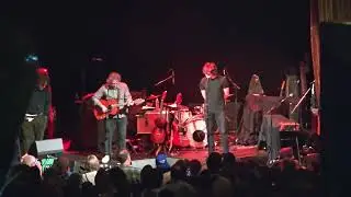 Jeff Tweedy - Cry Baby Cry 12/19/25 opening for Yo La Tengo Hanukkah night 6
