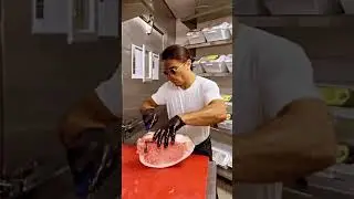 The best meat ever #nusret #saltbae #steakhouse #saltlife