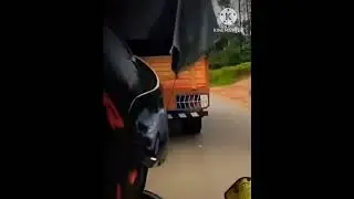 Respect drivers 🫡❤️🙌 #trending #viral #explore #truck #truckdriver #respect #kaifquz