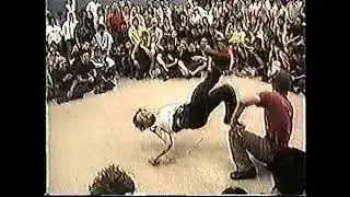 Adam Bomb (United BBoys) vs Millhouse (KHCA) // A Brighter Day // 2006?