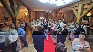 Weselne podziękowania dla rodziców - czerwony dywan / DJ FIREMAN