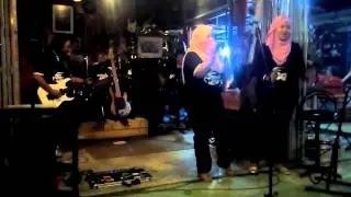 specimen band live at Rz22-gelombang (cover)