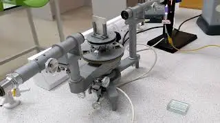 How to use a spectrometer (very rough video)