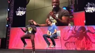 Marvel's Luke Cage (Mike Colter) - Stan Lee's LA Comic Con 2016 - HallH.com