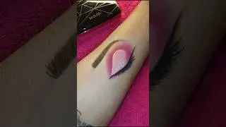 Beautiful an Colourful eye makeup 😍 #eyemakeup #viral #makeup #views #makeupartist #youtubeshorts
