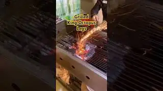 Grilled King Octopus Legs 구운 대왕문어 다리 #octopus #grilledoctopus #nightfood #deliciousfood