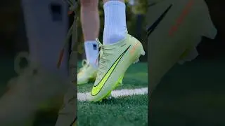 Nike has dropped a bold new corloway ⭐️ Lacing up the all new Nike Vapor 16 Max Voltage 🔥
