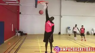 7'9'' AFRICAN GIANT DUNK WITHOUT JUMP