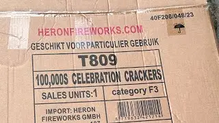 T809 100.000 Celebration Crackers | Horse Brand | Heron Fireworks