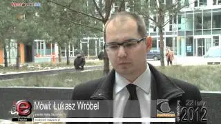 Zła wiadomość dla kierowc&oacute;w. Baryłka ropy powyżej 121 dolar&oacute;w