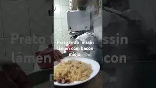 prato feito. nissin l&aacute;men com bacon miojo