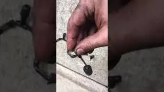Removal of a broken glow plug harness on a 2004 6.0