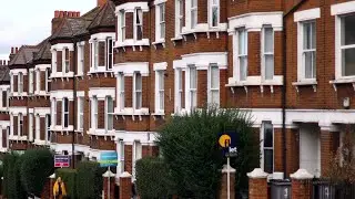 UK Property Market: The Growing Gap Between Flats and Houses