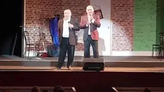 Bobby Ball and Tommy Cannon performing on the Salón Varietés Theatre stage in 2019.