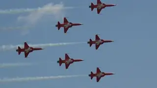 4K | Amazing Display PATROUILLE SUISSE ILA Berlin Air Show 2016