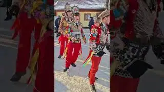 Căluțul, Ursul și Capra Tradiții din  Volovăț Bucovina România 🇹🇩#traditional #bucovina #volovat 