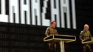 Kraftwerk - Nummern / Computerwelt - Essen 2015