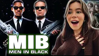 *MEN IN BLACK* Is Awesome! First Time Watching | Movie Reaction