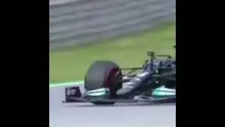 Russian Commentator Singing Super Max