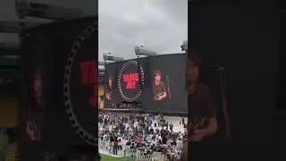 Riptide - Vance Joy - Wellington live show