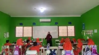 Fun of Learning English with Bunda Mia