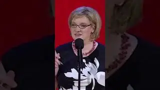 Wait&hellip; Free dinners? 🍽️ #sarahmillican #britishcomedy #standupcomedy