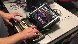 Модульный сенсорный аудиоконтроллер Rat King Alchemical с интерфейсом Eurorack 60HP!