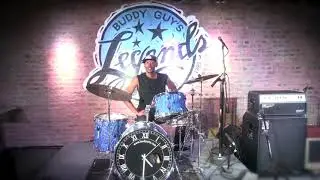 How to Play Blues Drums (Drum Boogie)