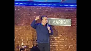 Joke I will never try again!#jesuschrist #porn #standupcomedy #marymagdalene #bomb #mymomshotfriend