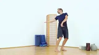 Mobilsierende Rumpf&uuml;bung - Schwenkflow