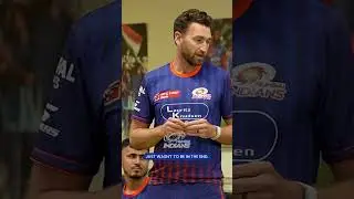 Dressing Room Best Bowler Award for #PBKSvMI - Ashwani Kumar 🏅 | #MumbaiIndians #PlayLikeMumbai